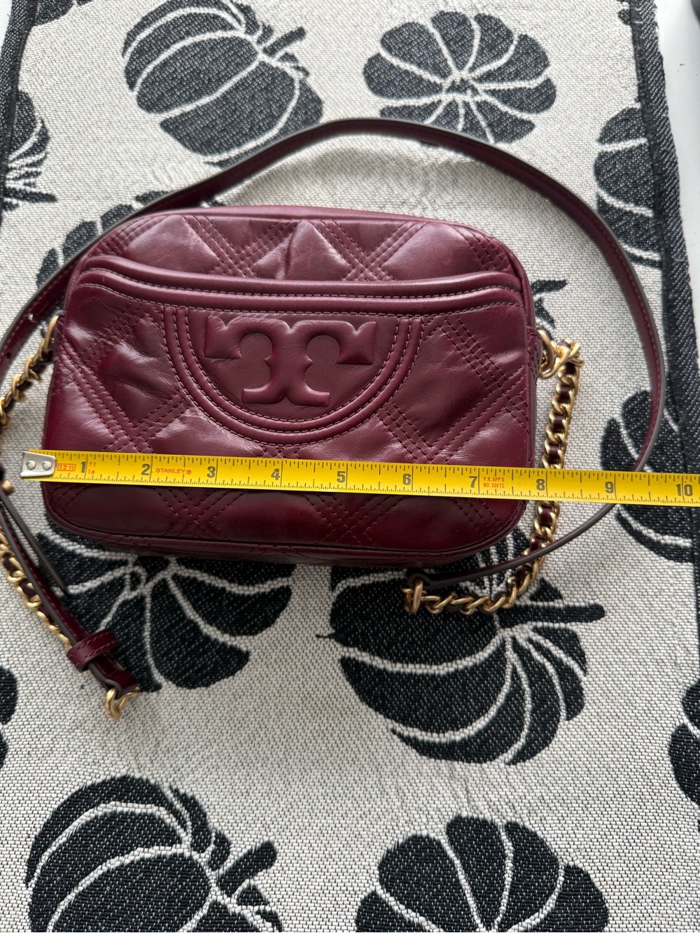 Tory Burch Quilted Leather Crossbody Bag - Burgundy